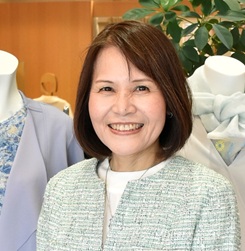 半田商工会議所女性会　会長　越智澄江